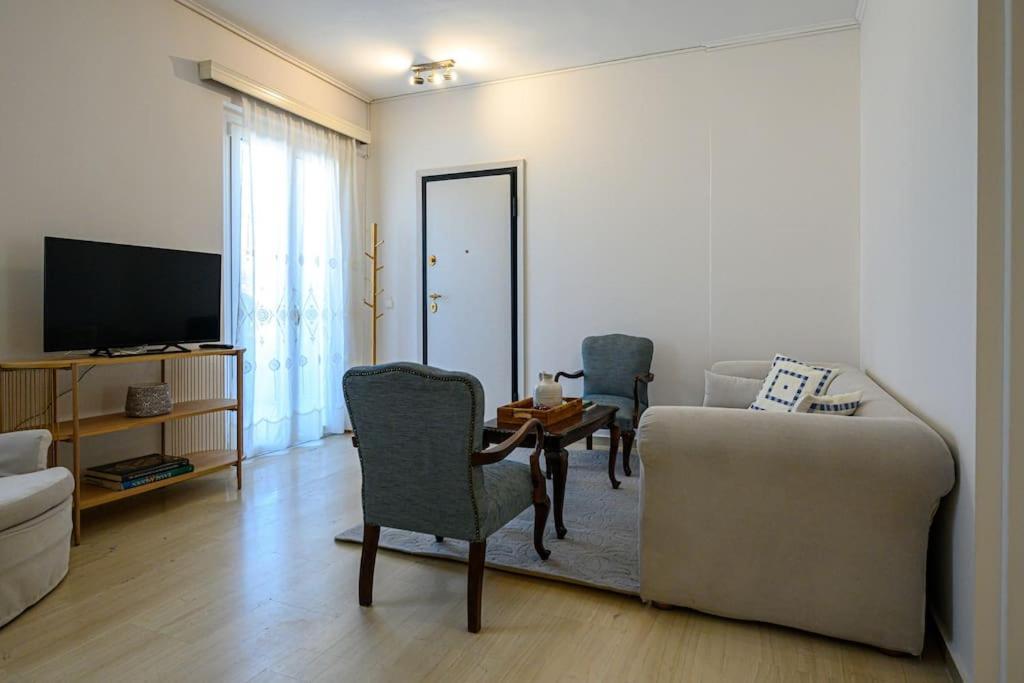 Anna'S Apartment Kalamata Exterior photo