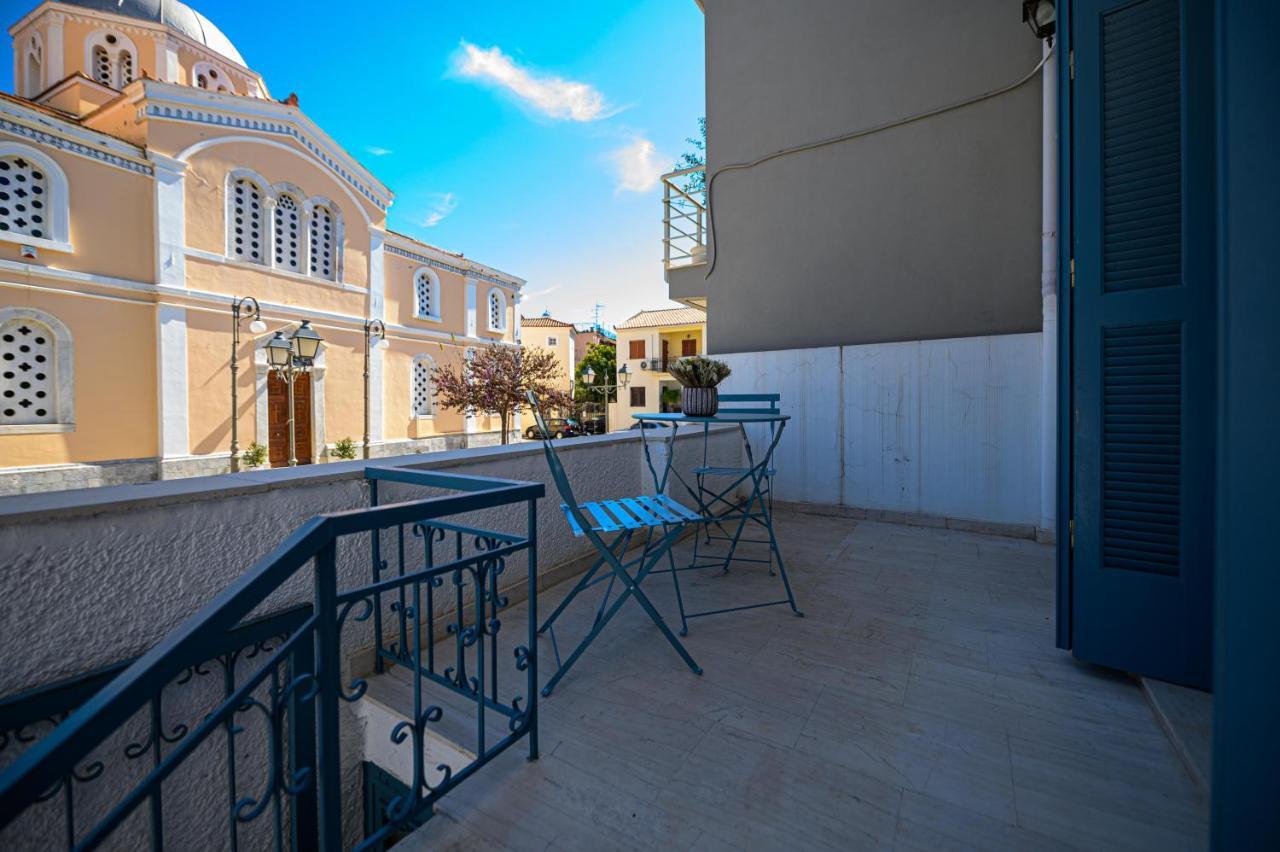 Anna'S Apartment Kalamata Exterior photo