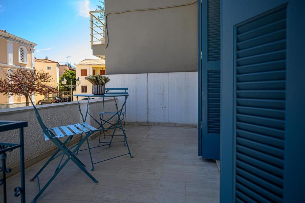 Anna'S Apartment Kalamata Exterior photo